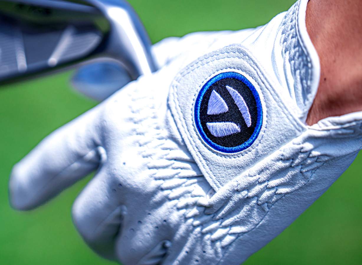 Gang tay golf Players TaylorMade UN800 6